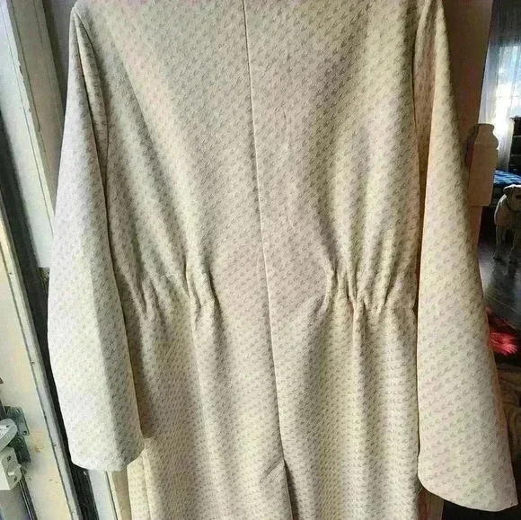 Alice Blue Coat/topper,  Size XL - Picture 6 of 9